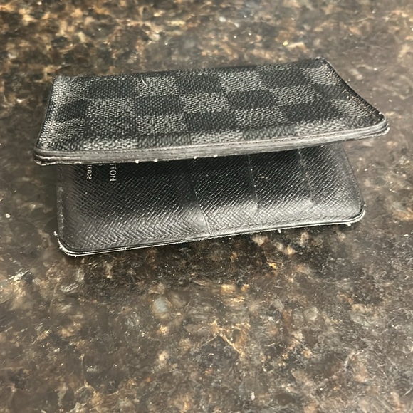 Louis Vuitton Men’s Wallet - Picture 4 of 5